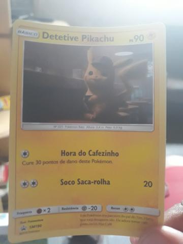 Carta rara de Pokémon exclusiva do filme. (Pikachu)