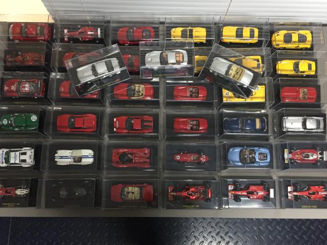 Coleção Ferrari 39 Miniaturas + Fascículos