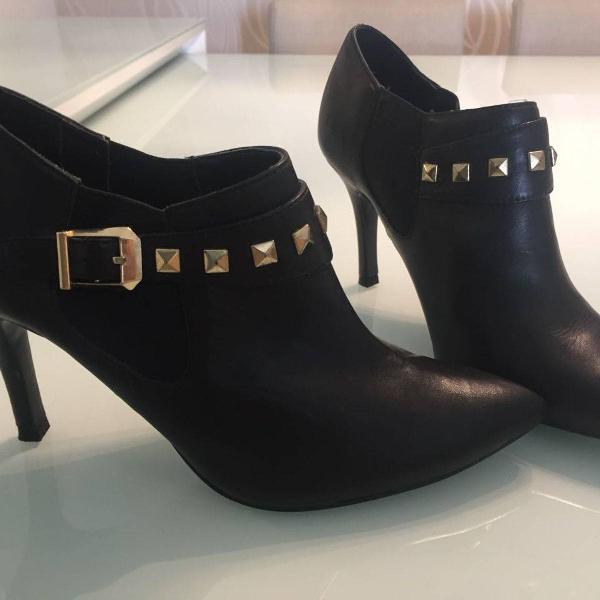 Ankle Boot Couro Guess