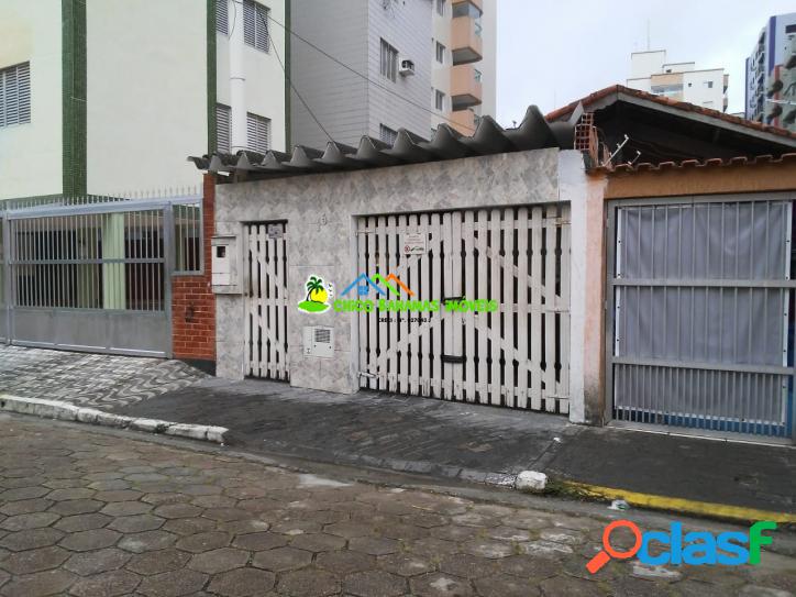 Casa geminada 02 dorms sendo 01 suíte, c/ edicula lado prai
