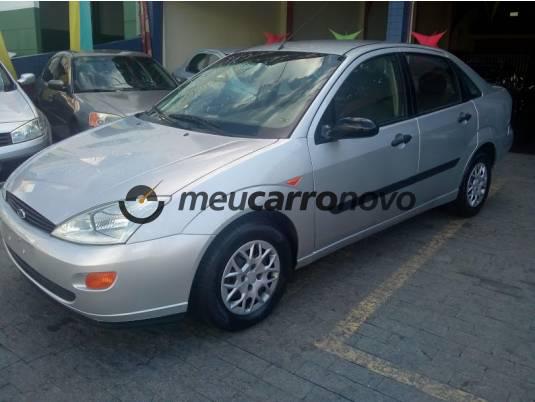 FORD FOCUS 2.0 GLX SEDAN 16V 4P MANUAL 2002/2002