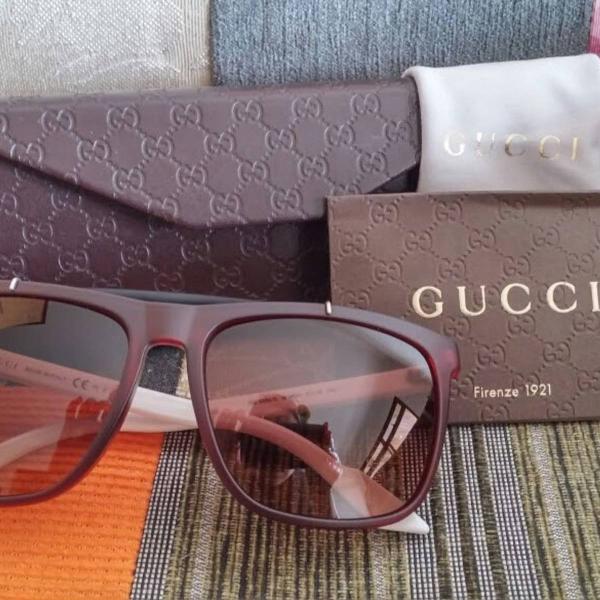 Gucci sunglass