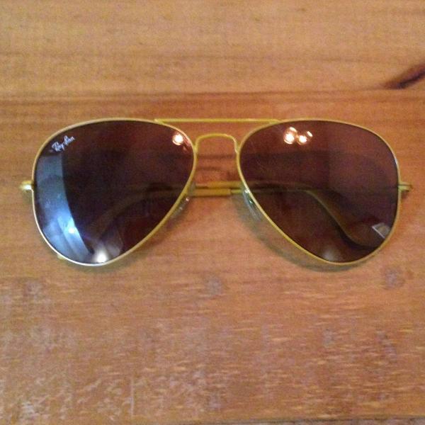 Rayban amarelo