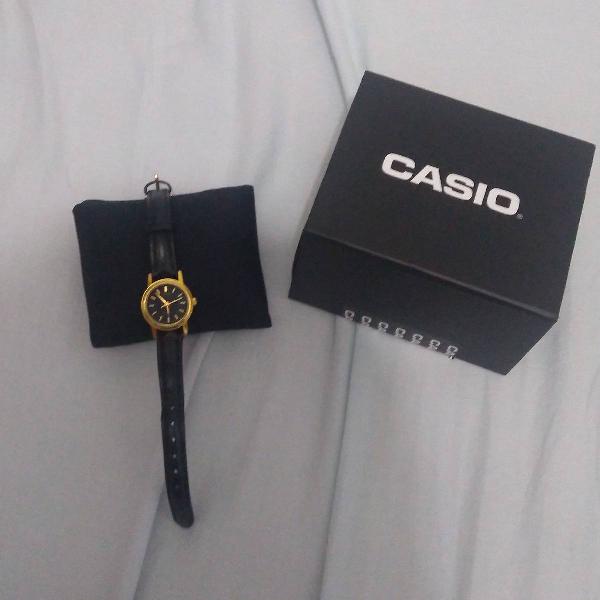 casio de couro