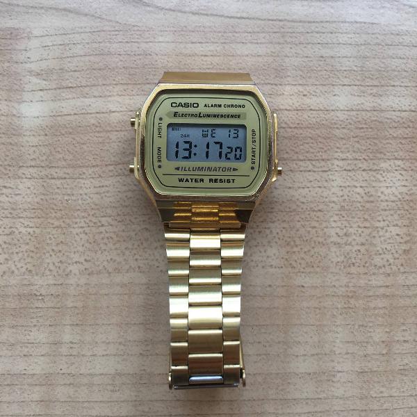 casio vintage dourado