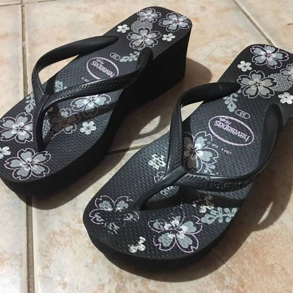 havaiana de salto