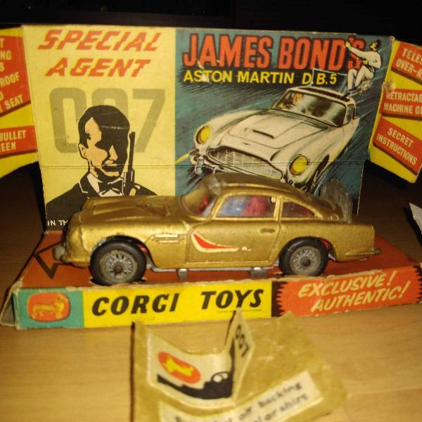 miniatura corgi toys aston martin db5 007 dourado anos 60