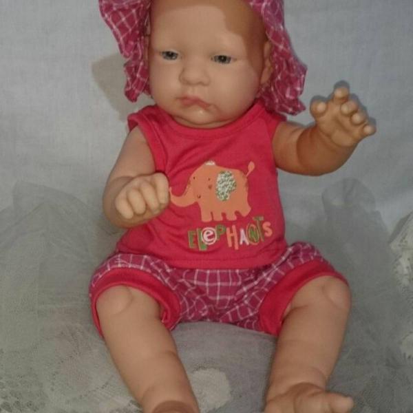 Bebê menina