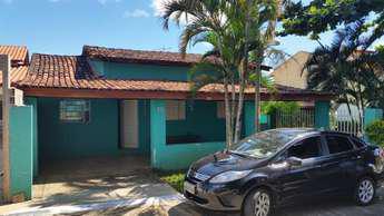 Casa com 3 quartos à venda no bairro Setor Central, 260m²