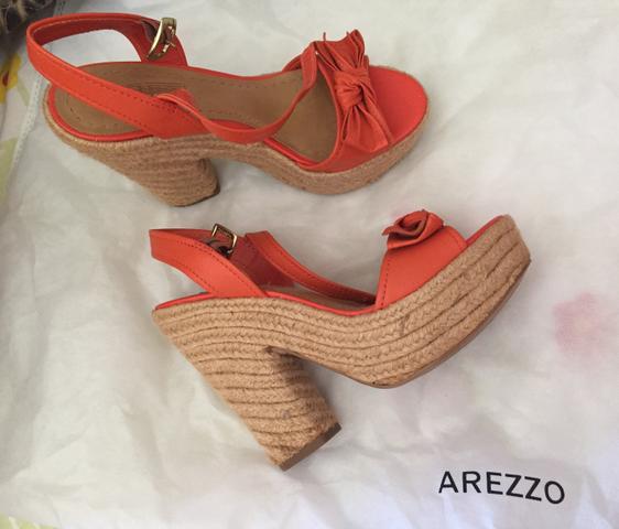 Sandália Arezzo número 36