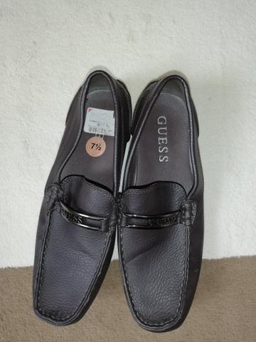 Sapato social GUESS