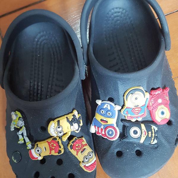 crocs infantil 23