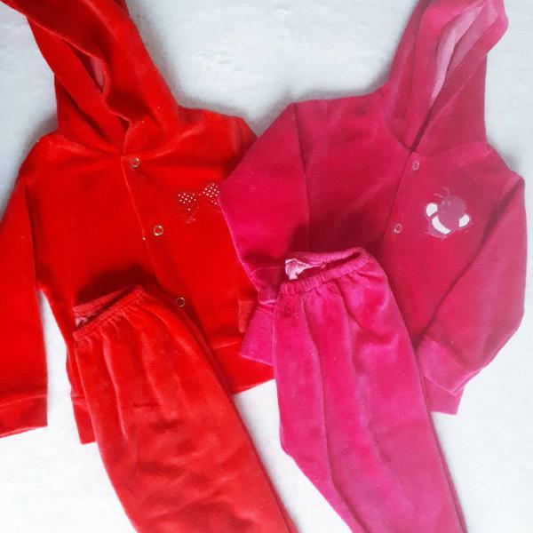 kit 2 conjuntos em plush vermelho p e rosa m