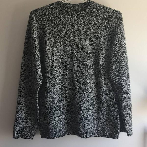 sweater tricot cinza