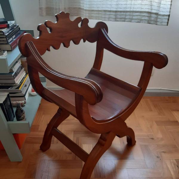 Cadeiras Savonarolas