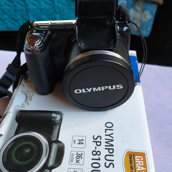 Câmera Olympus SP-810