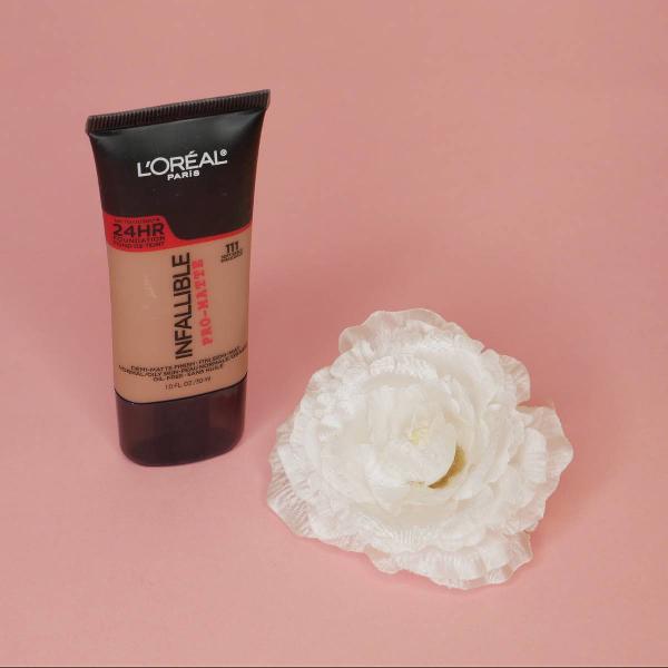 base infallible pro-matte loreal 111