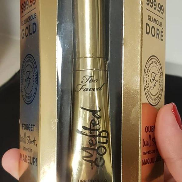 batom lip gloss too faced melted gold