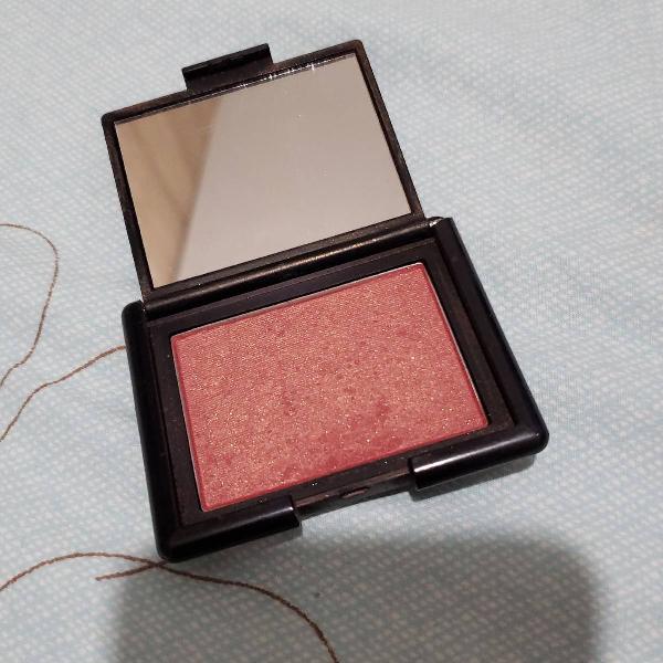 blush nars outlaw