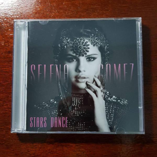 cd Selena Gomez stars dance