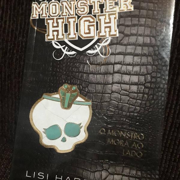 livro "monster high, o monstro mora ao lado"