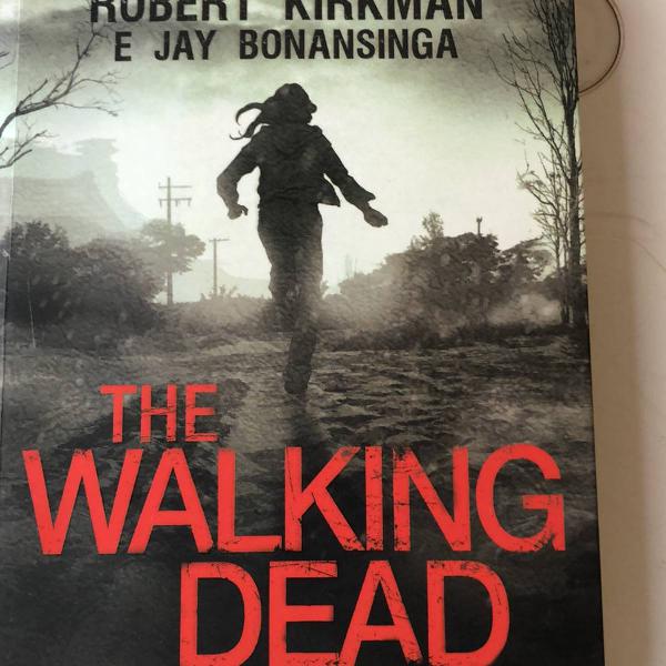 livro: the walking dead - o caminho para woodbury