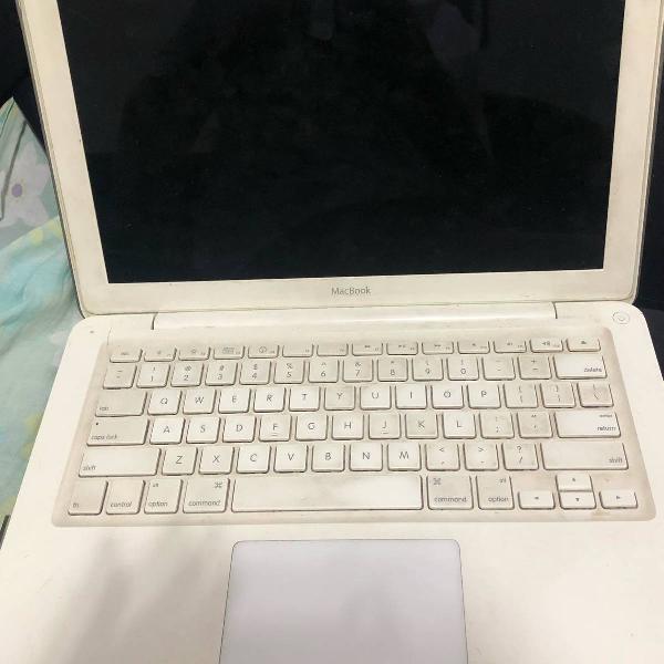 mac book branco 2010