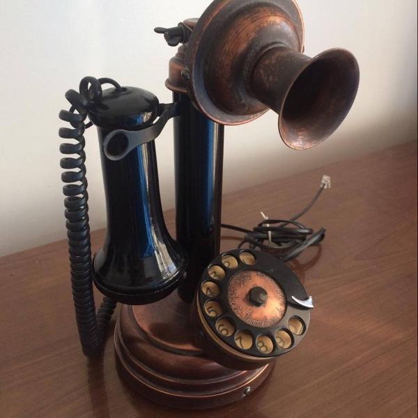 telefone de mesa - modelo castiçal antigo