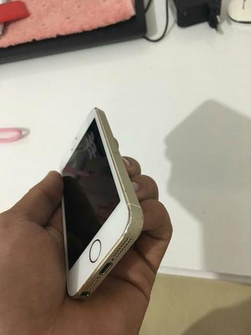 IPhone 5s dourado