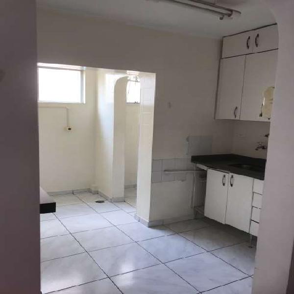 Apartamento com 1 Quarto à Venda, 42 m² por R$ 350.000