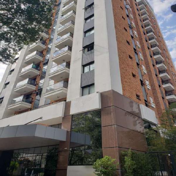 Apartamento com 1 Quarto à Venda, 45 m² por R$ 445.000