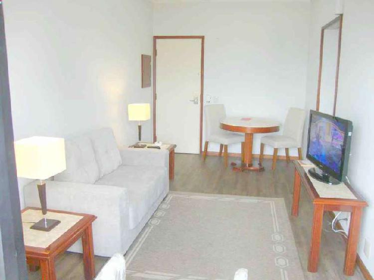 Apartamento com 1 Quarto à Venda, 48 m² por R$ 340.000
