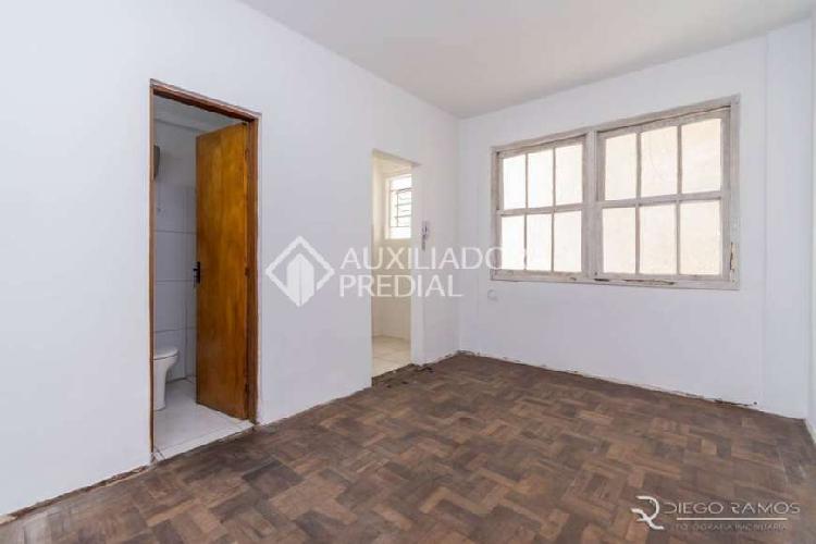 Apartamento com 1 Quarto para Alugar, 22 m² por R$ 490/Mês
