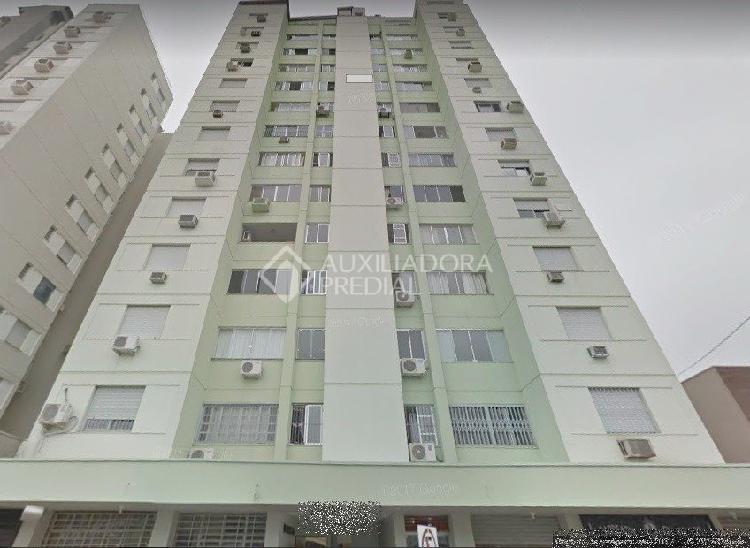 Apartamento com 1 Quarto para Alugar, 50 m² por R$ 500/Mês