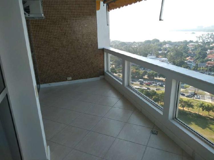 Apartamento com 1 Quarto para Alugar, 83 m² por R$