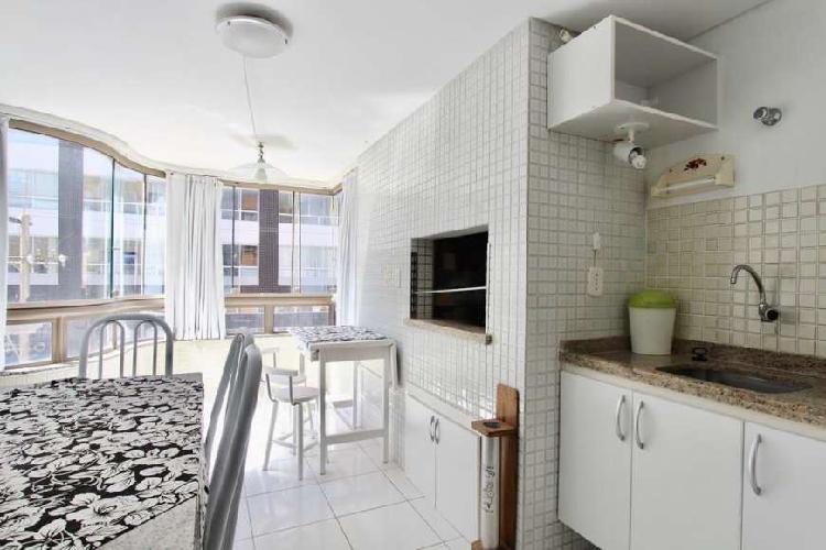 Apartamento com 2 Quartos à Venda, 102 m² por R$ 350.000