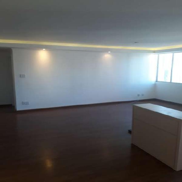 Apartamento com 2 Quartos à Venda, 115 m² por R$ 1.300.000