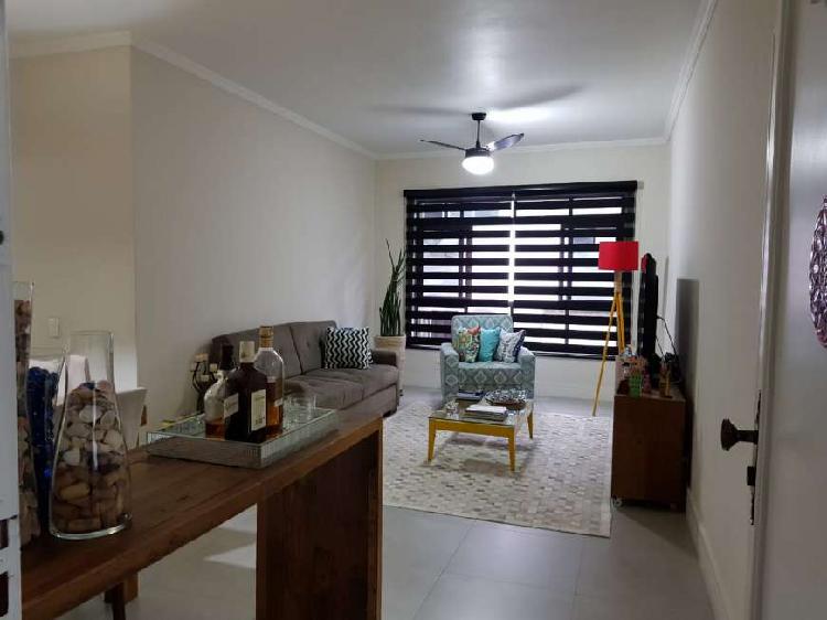 Apartamento com 2 Quartos à Venda, 131 m² por R$ 615.000