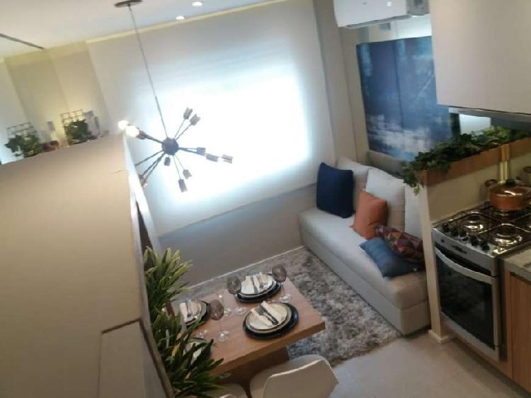 Apartamento com 2 Quartos à Venda, 32 m² por R$ 146.900