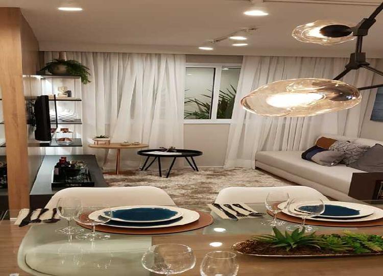 Apartamento com 2 Quartos à Venda, 41 m² por R$ 174.000