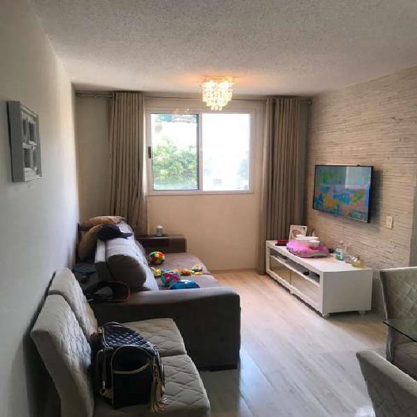 Apartamento com 2 Quartos à Venda, 45 m² por R$ 210.000