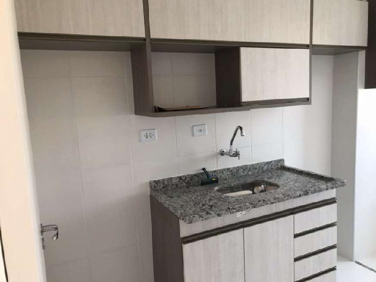 Apartamento com 2 Quartos à Venda, 47 m² por R$ 225.000