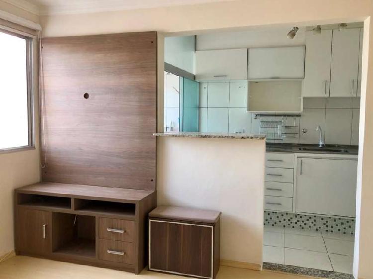 Apartamento com 2 Quartos à Venda, 48 m² por R$ 297.500