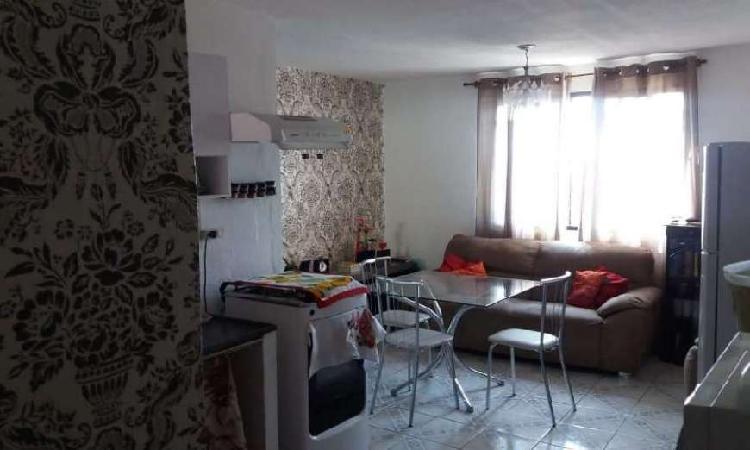 Apartamento com 2 Quartos à Venda, 50 m² por R$ 110.000