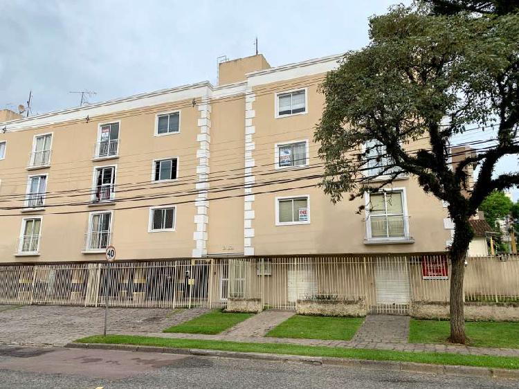 Apartamento com 2 Quartos à Venda, 52 m² por R$ 390.000