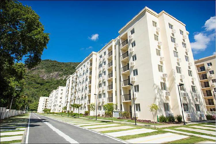 Apartamento com 2 Quartos à Venda, 53 m² por R$ 295.724