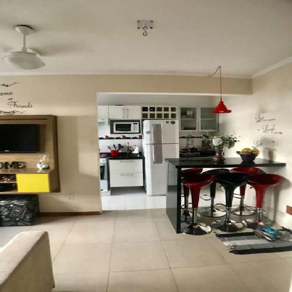 Apartamento com 2 Quartos à Venda, 55 m² por R$ 295.000