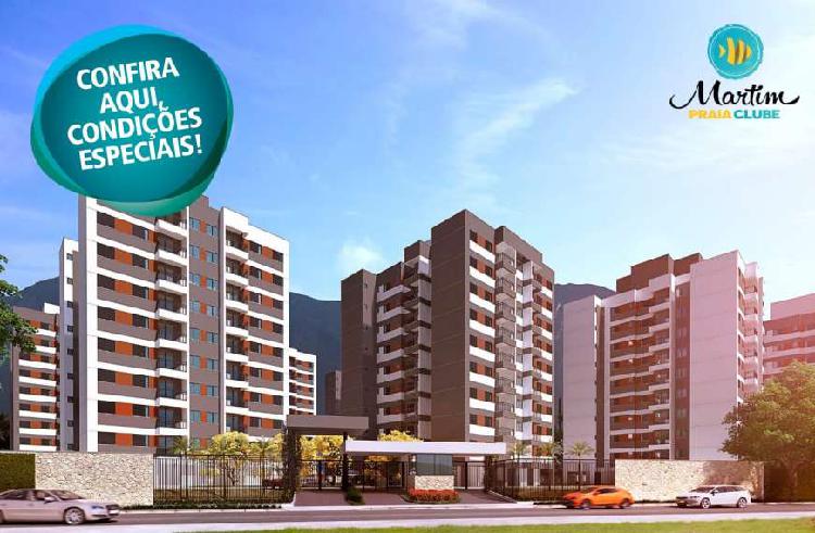 Apartamento com 2 Quartos à Venda, 57 m² por R$ 235.000