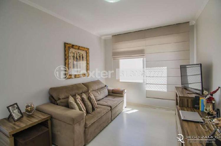 Apartamento com 2 Quartos à Venda, 61 m² por R$ 200.000