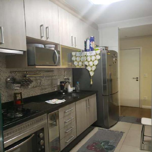 Apartamento com 2 Quartos à Venda, 62 m² por R$ 419.500